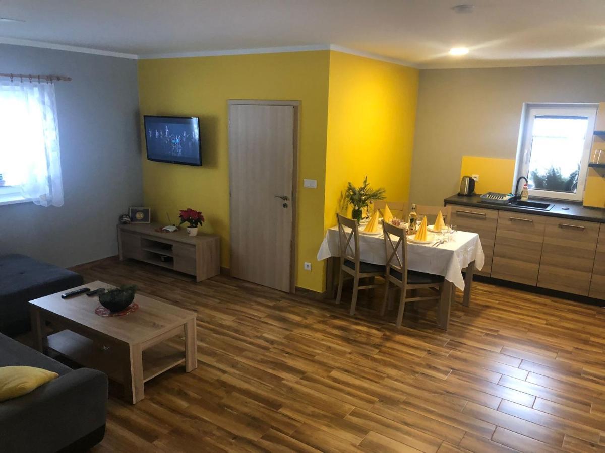 Apartman Lomnanka Dolní Lomná Eksteriør bilde